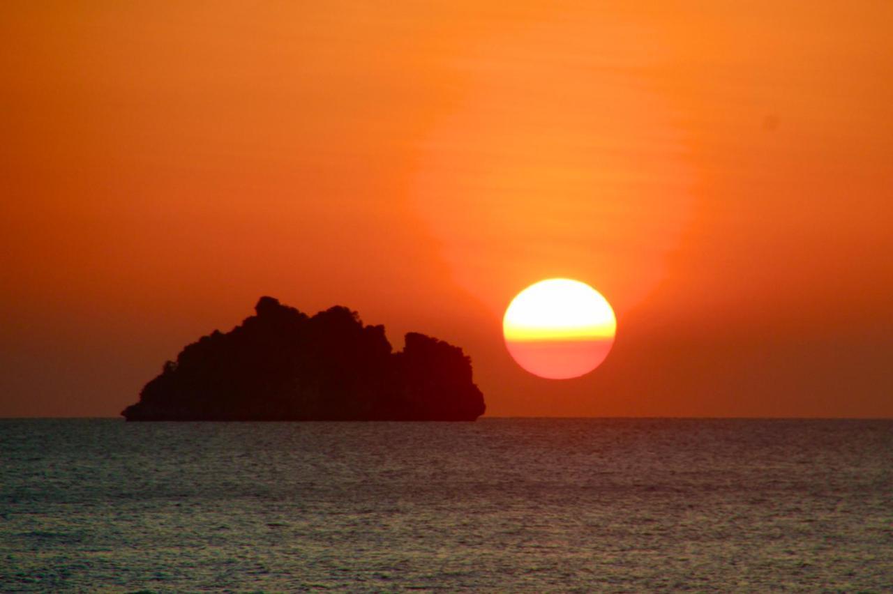 Sibaja Palms Sunset Beach Luxury Apartments Taling Ngam Beach Eksteriør bilde